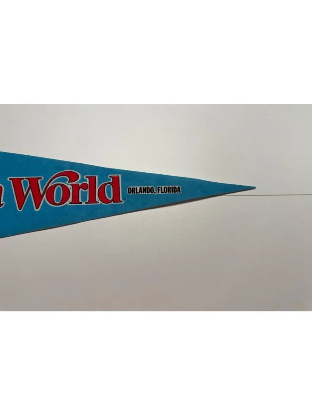 Vintage 1985 Sea World Orlando, Florida pennant Made in USA